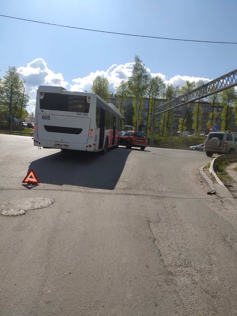 Во Владимире автобус маршрута 9С врезался в попутную 